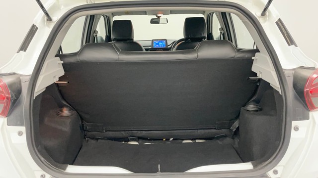 Second-hand 2023 Tata Punch Adventure Rhythm AMT for sale in Jaipur-9