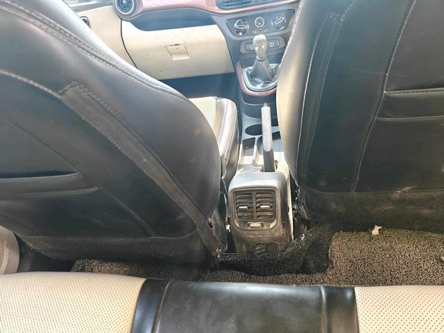 Hyundai Aura S CNG Second-hand 2023 Hyundai Aura S CNG for sale in Faridabad-3