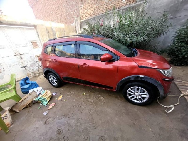 Second-hand 2019 Renault Triber RXT BSIV for sale in Bulandshahr-1