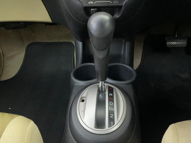 Second-hand 2015 Honda Amaze VX i-VTEC for sale in Chennai-12