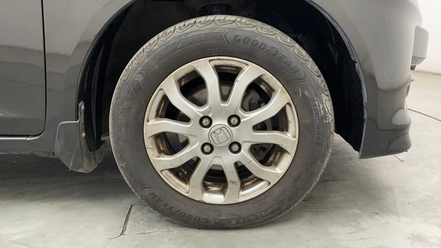 Second-hand 2015 Honda Amaze VX i-VTEC for sale in Chennai-17