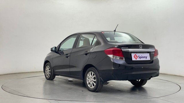 Second-hand 2015 Honda Amaze VX i-VTEC for sale in Chennai-5