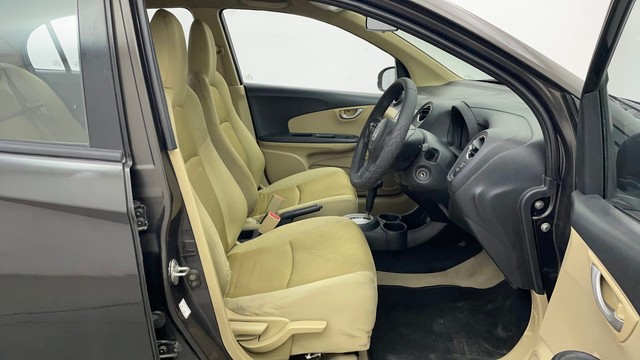 Second-hand 2015 Honda Amaze VX i-VTEC for sale in Chennai-15