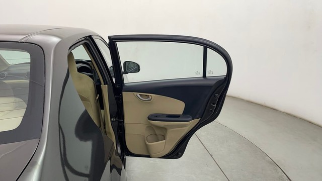 Second-hand 2015 Honda Amaze VX i-VTEC for sale in Chennai-26