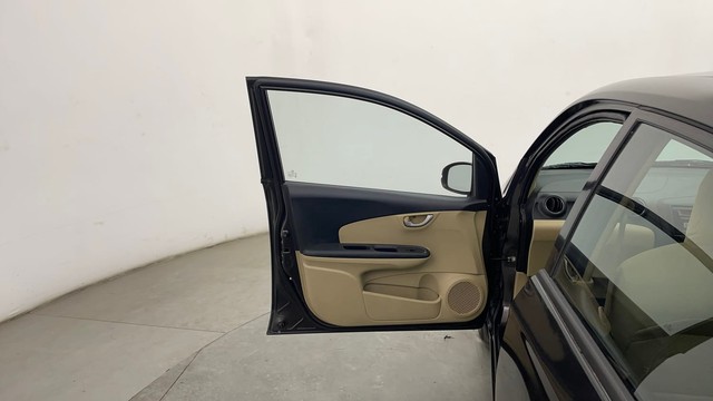 Second-hand 2015 Honda Amaze VX i-VTEC for sale in Chennai-23