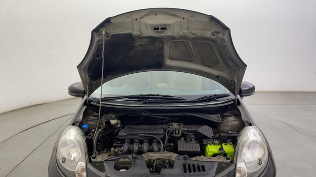 Second-hand 2015 Honda Amaze VX i-VTEC for sale in Chennai-8