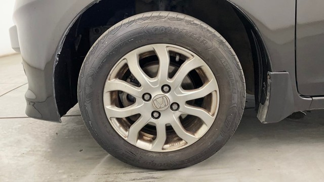 Second-hand 2015 Honda Amaze VX i-VTEC for sale in Chennai-20