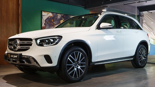 Second-hand 2020 Mercedes-Benz GLC 200 for sale in New Delhi-4