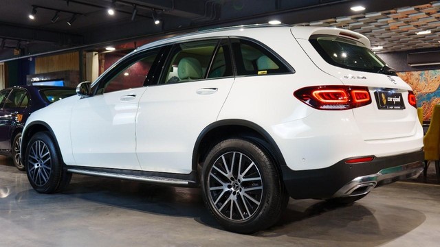 Second-hand 2020 Mercedes-Benz GLC 200 for sale in New Delhi-10
