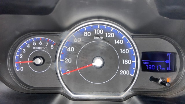 Hyundai i10 Magna 1.1L Second-hand 2016 Hyundai i10 Magna 1.1L for sale in Surat-11