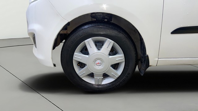 Hyundai i10 Magna 1.1L Second-hand 2016 Hyundai i10 Magna 1.1L for sale in Surat-25