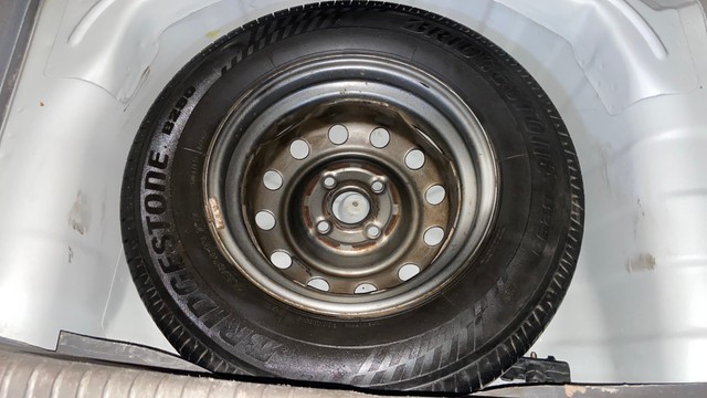 Hyundai i10 Magna 1.1L Second-hand 2016 Hyundai i10 Magna 1.1L for sale in Surat-27