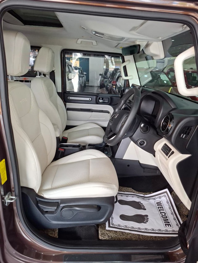 Mahindra Thar ROXX AX5L RWD Diesel AT Second-hand 2024 Mahindra Thar ROXX AX5L RWD Diesel AT for sale in Chennai-9