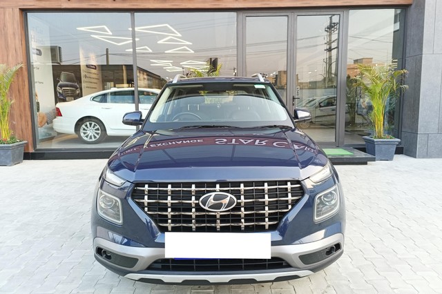 Second-hand 2021 Hyundai Venue SX Diesel for sale in Ludhiana-3