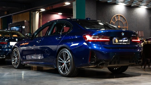 Second-hand 2024 BMW 3 Series M340i xDrive for sale in New Delhi-6