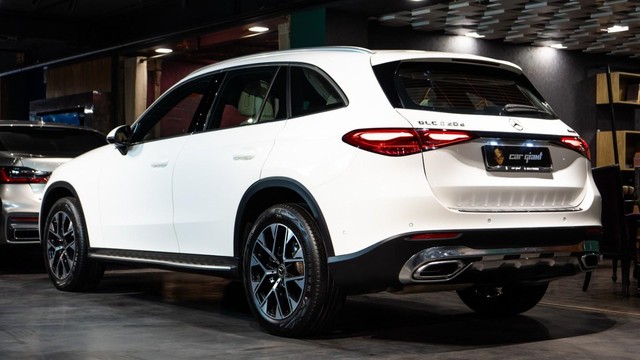 Mercedes-Benz GLC 220d Second-hand 2025 Mercedes-Benz GLC 220d for sale in New Delhi-11