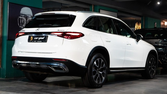 Mercedes-Benz GLC 220d Second-hand 2025 Mercedes-Benz GLC 220d for sale in New Delhi-15