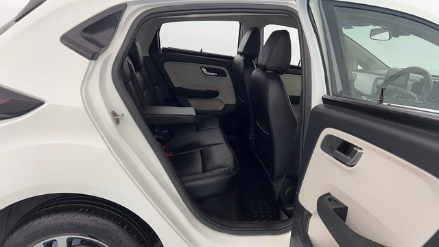 Second-hand 2022 Tata Altroz XZA Plus DCT for sale in Lucknow-29