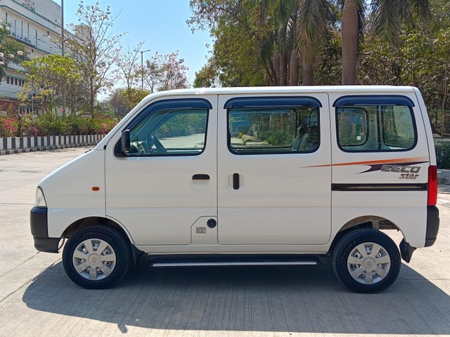 Second-hand 2025 Maruti Suzuki Eeco 5 Seater AC CNG for sale in Thane-4