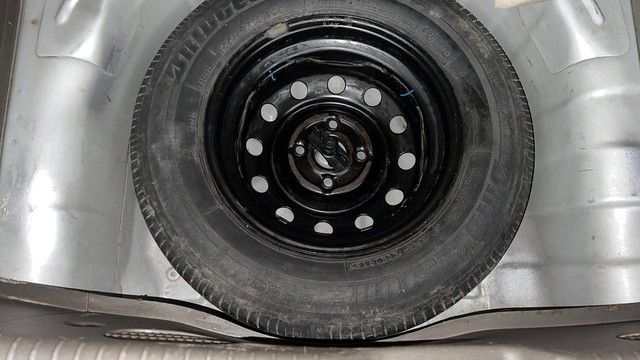 Second-hand 2015 Hyundai i10 Sportz 1.1L for sale in Lucknow-21