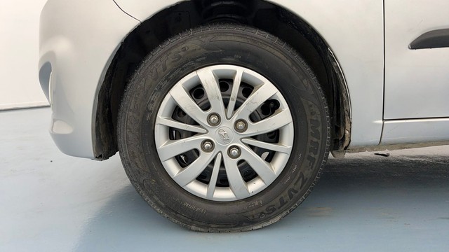 Second-hand 2015 Hyundai i10 Sportz 1.1L for sale in Lucknow-20