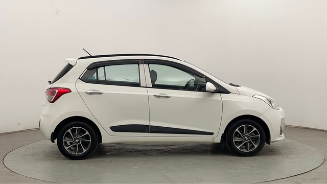 Second-hand 2017 Hyundai Grand i10 1.2 Kappa Asta for sale in Chandigarh-2