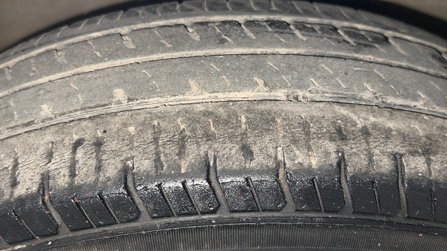 Second-hand 2012 Maruti Suzuki Swift Dzire VXI for sale in Chandigarh-36