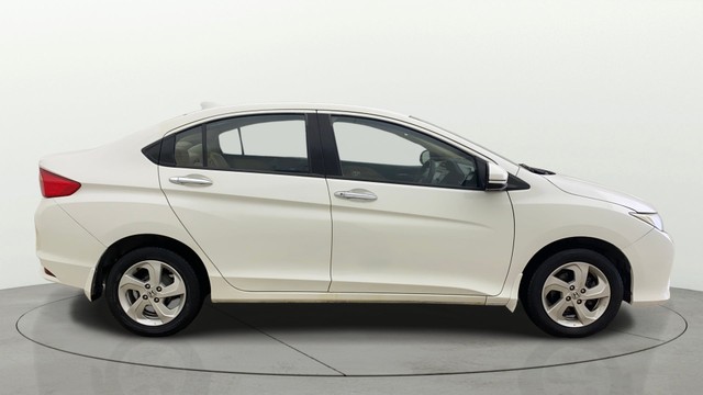 Honda City i VTEC V Second-hand 2016 Honda City i VTEC V for sale in Ahmedabad-12