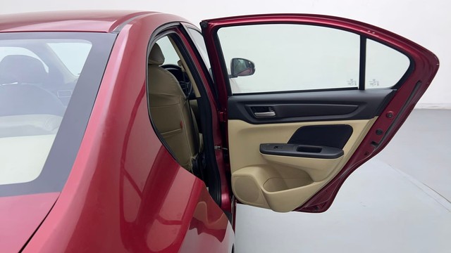 Second-hand 2018 Honda Amaze V for sale in Gurgaon-35