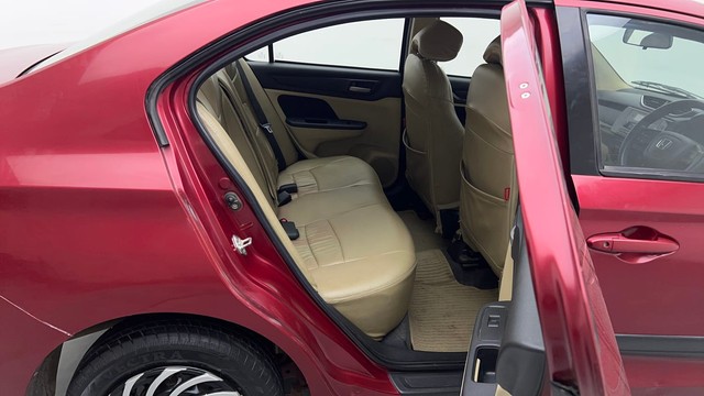 Second-hand 2018 Honda Amaze V for sale in Gurgaon-32