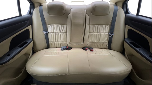 Second-hand 2018 Honda Amaze V for sale in Gurgaon-33