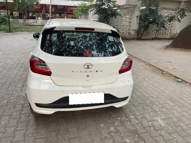 Tata Tiago EV XT LR - Photo 3