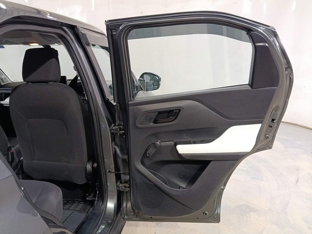 Second-hand 2023 Tata Punch Pure for sale in Kochi-34