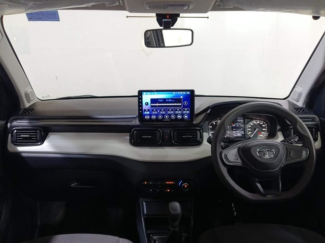 Second-hand 2023 Tata Punch Pure for sale in Kochi-11