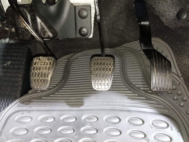 Second-hand 2023 Tata Punch Pure for sale in Kochi-14