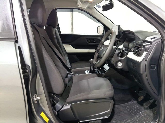 Second-hand 2023 Tata Punch Pure for sale in Kochi-15