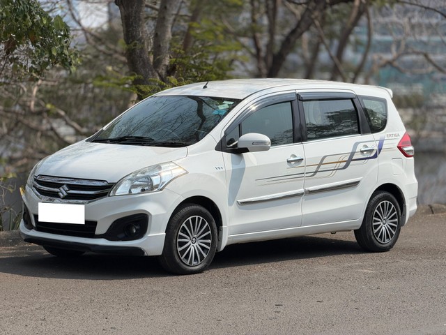 Maruti Suzuki Ertiga VXI CNG Second-hand 2017 Maruti Suzuki Ertiga VXI CNG for sale in Mumbai-4