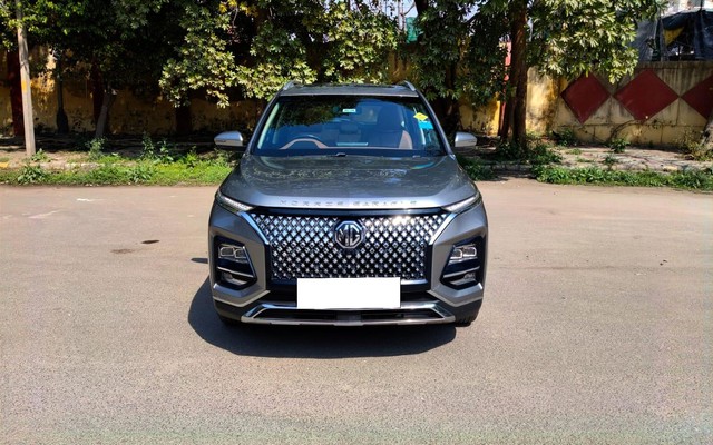 MG Hector Plus 1.5 Turbo Sharp Pro CVT 7 Str BSVI Second-hand 2023 MG Hector Plus 1.5 Turbo Sharp Pro CVT 7 Str BSVI for sale in New Delhi-5