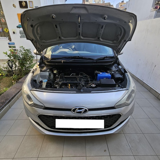 Second-hand 2015 Hyundai i20 Magna 1.2 for sale in Gurgaon-11