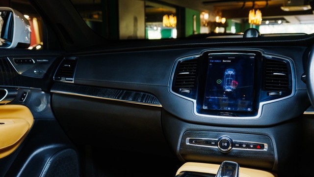 Second-hand 2023 Volvo XC90 B5 AWD Mild hybrid Ultra for sale in New Delhi-13