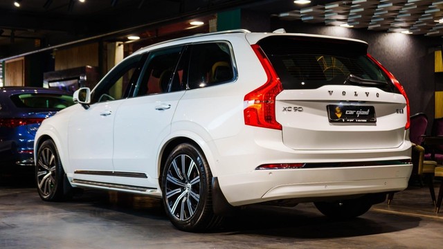 Second-hand 2023 Volvo XC90 B5 AWD Mild hybrid Ultra for sale in New Delhi-6