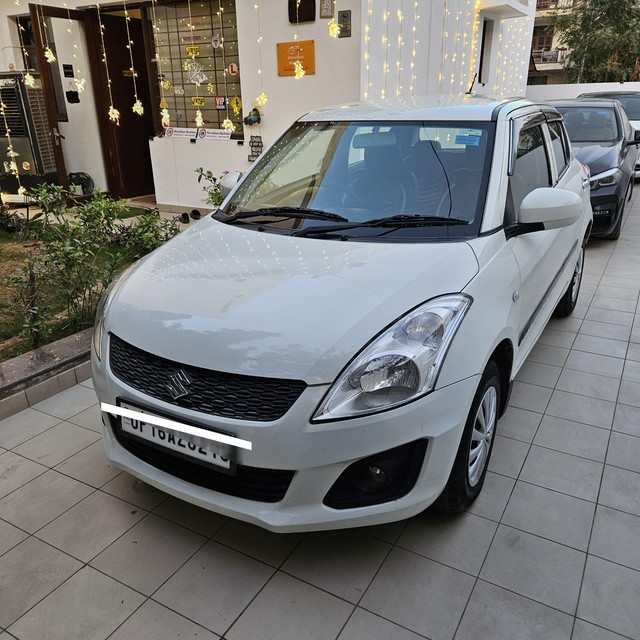 Second-hand 2015 Maruti Suzuki Swift LXI BSIV for sale in Gurgaon-1