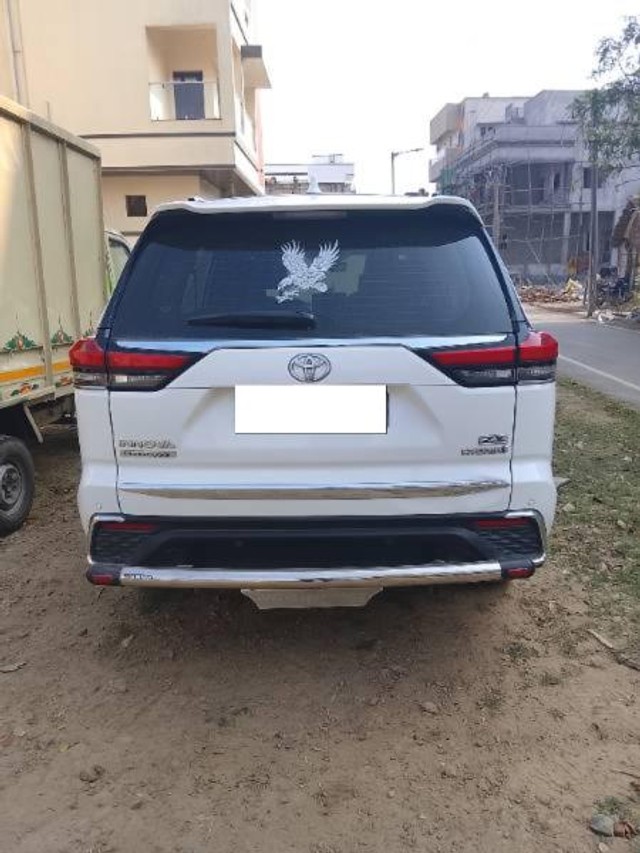 Second-hand 2024 Toyota Innova Hycross ZX Hybrid for sale in Chennai-2