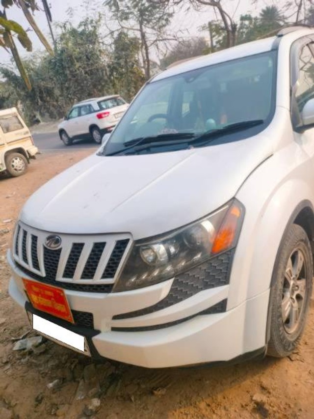 Mahindra XUV500 W8 2WD Second-hand 2015 Mahindra XUV500 W8 2WD for sale in Deoria-0