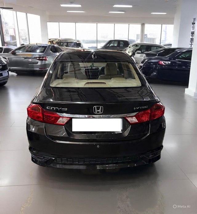 Second-hand 2017 Honda City i VTEC VX for sale in Mumbai-2