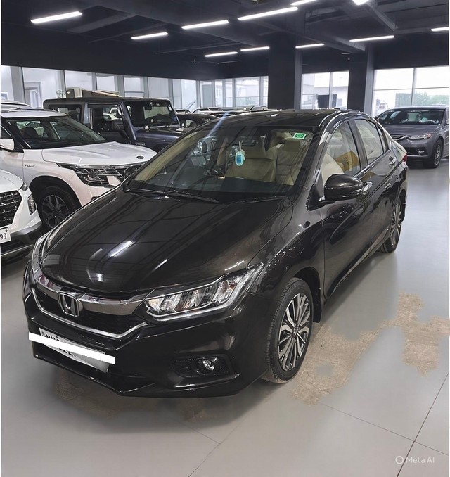 Second-hand 2017 Honda City i VTEC VX for sale in Mumbai-3