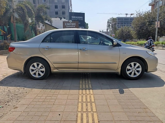 Toyota Corolla Altis G Second-hand 2010 Toyota Corolla Altis G for sale in Pune-6