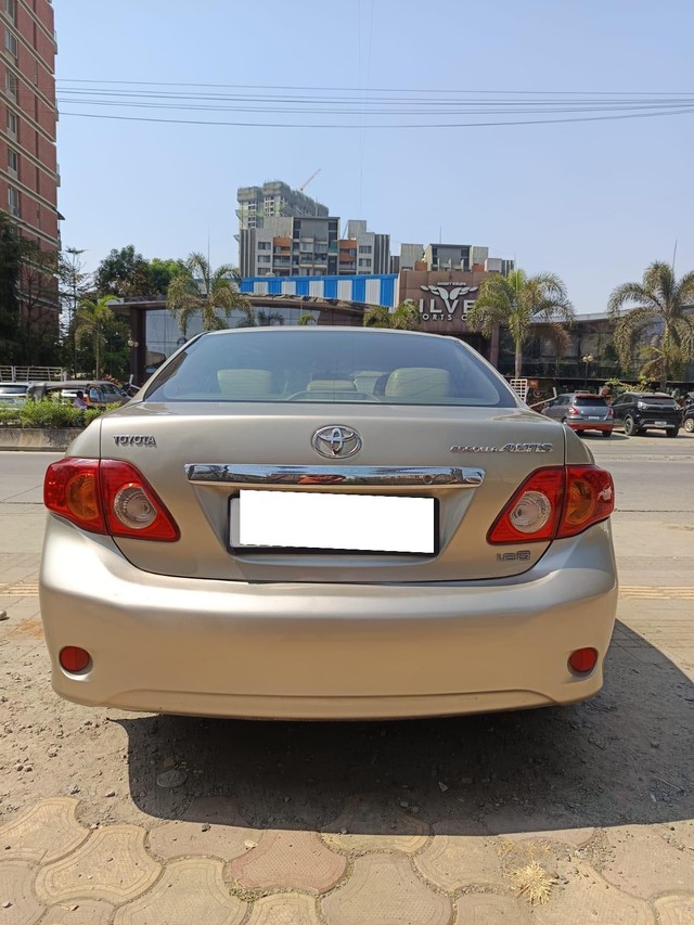 Toyota Corolla Altis G Second-hand 2010 Toyota Corolla Altis G for sale in Pune-1