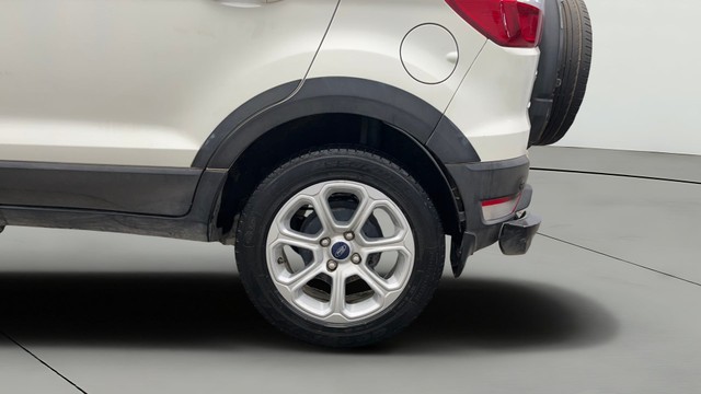 Second-hand 2020 Ford Ecosport 1.5 Petrol Titanium Plus AT BSIV for sale in Noida-29