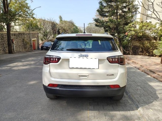Second-hand 2018 Jeep Compass 2.0 Longitude Option BSIV for sale in Pune-3